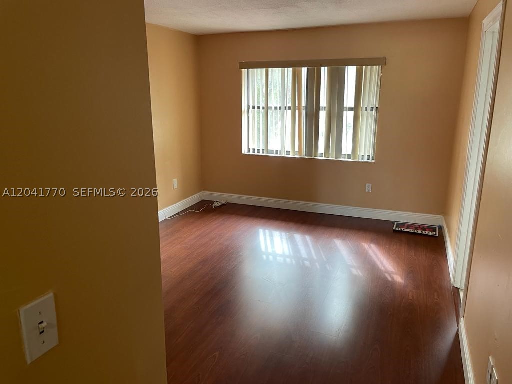 10851 SW 6th St #5, Sweetwater FL 33174