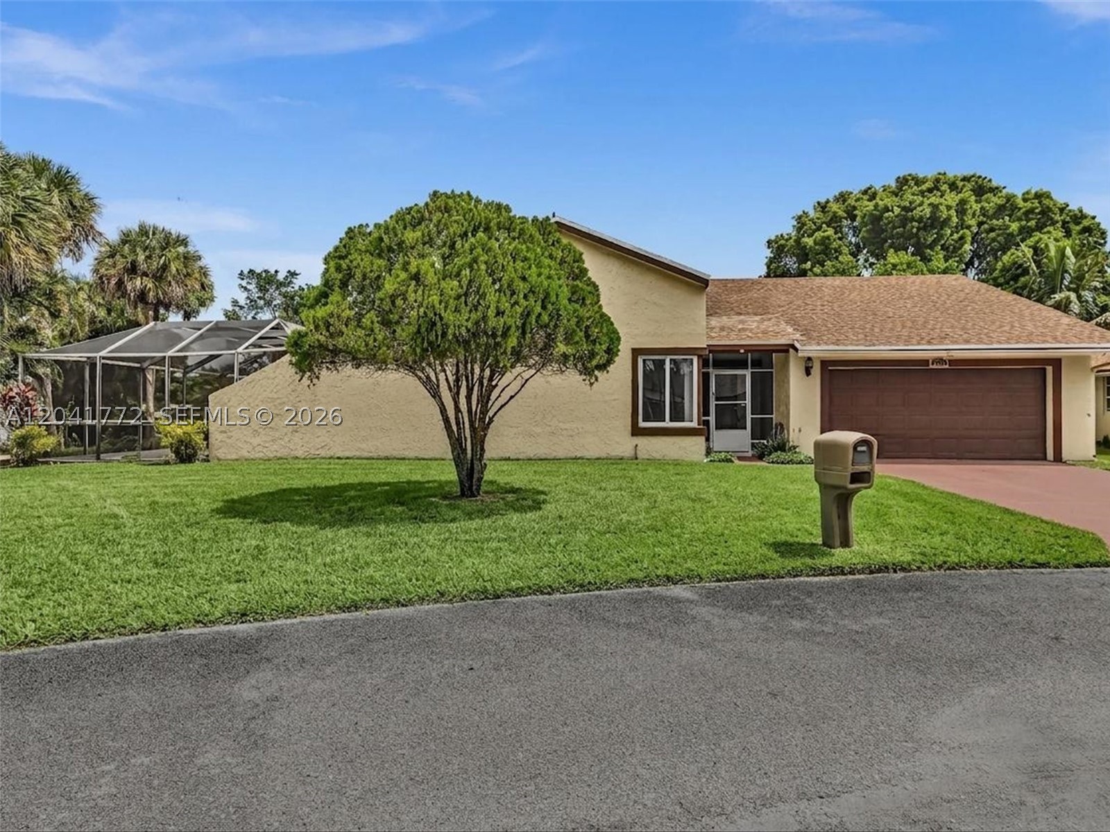 8813 Paradise Ct #8813, Tamarac FL 33321