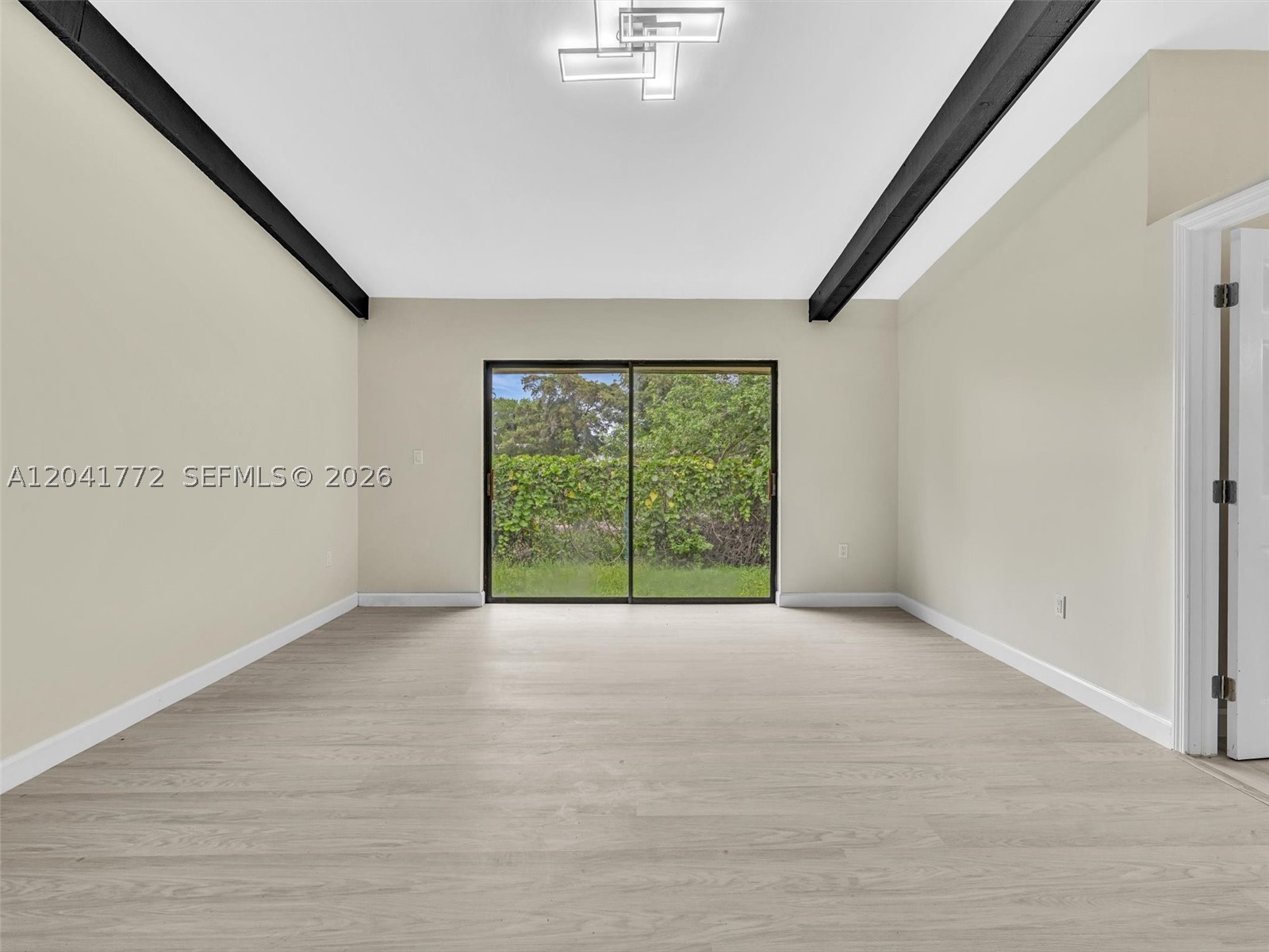 8813 Paradise Ct #8813, Tamarac FL 33321