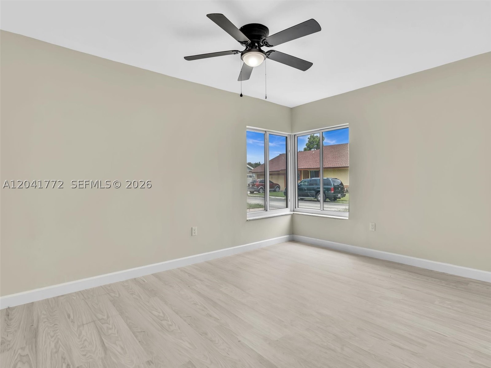 8813 Paradise Ct #8813, Tamarac FL 33321