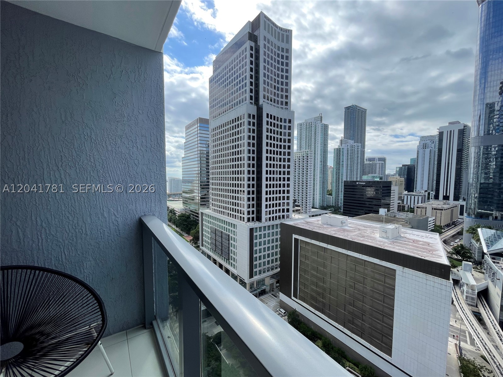 31 SE 6th St #2503, Miami FL 33131