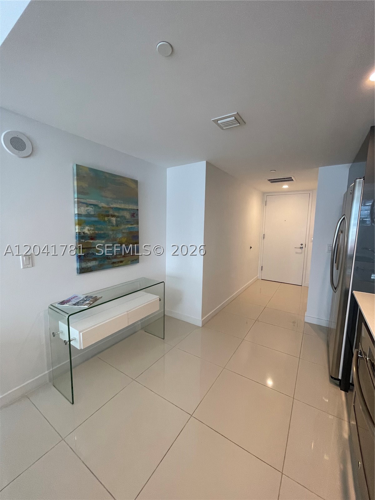 31 SE 6th St #2503, Miami FL 33131
