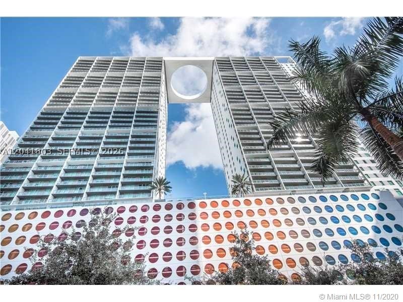 500 Brickell Ave #2604, Miami FL 33131