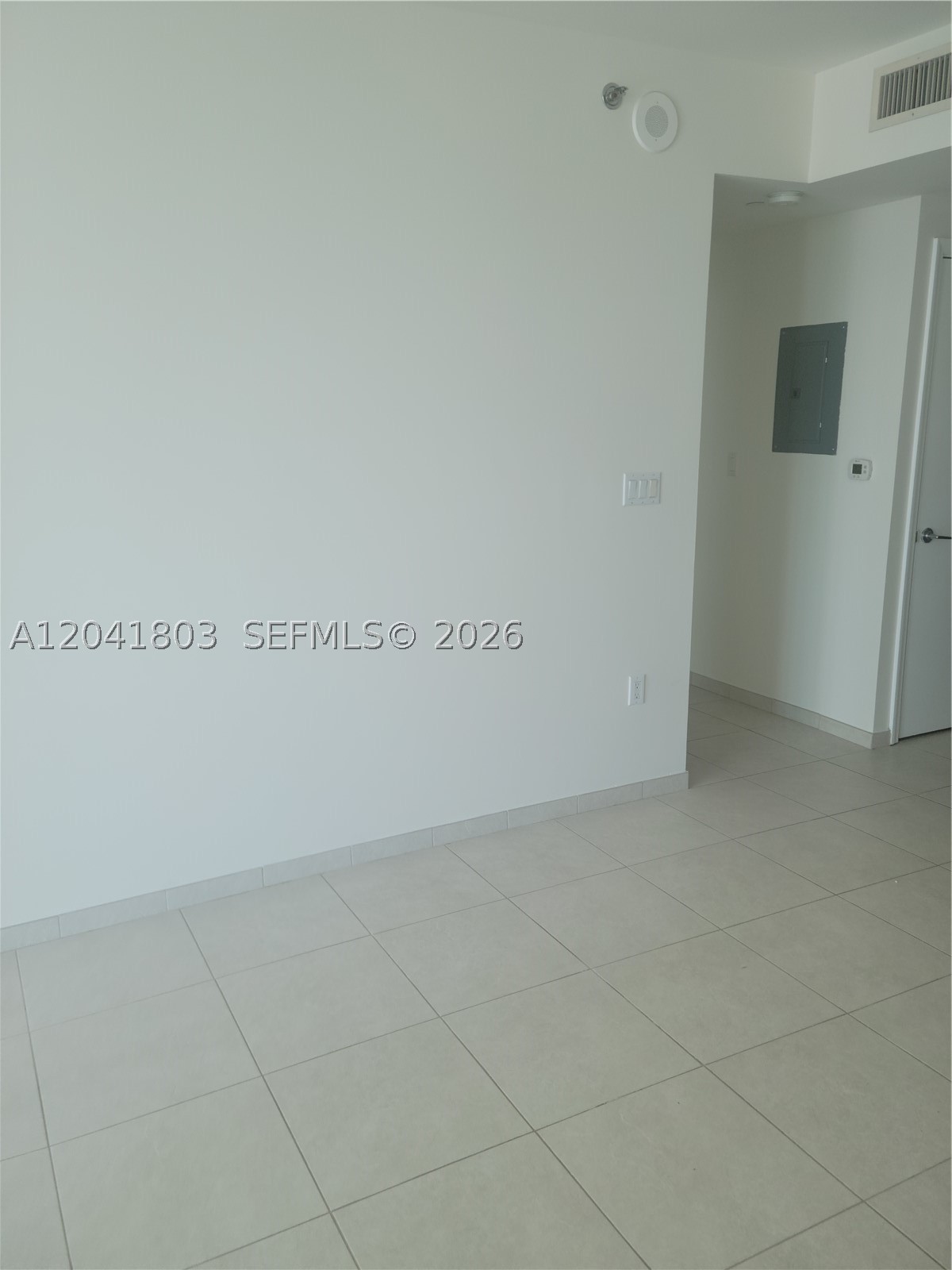 500 Brickell Ave #2604, Miami FL 33131
