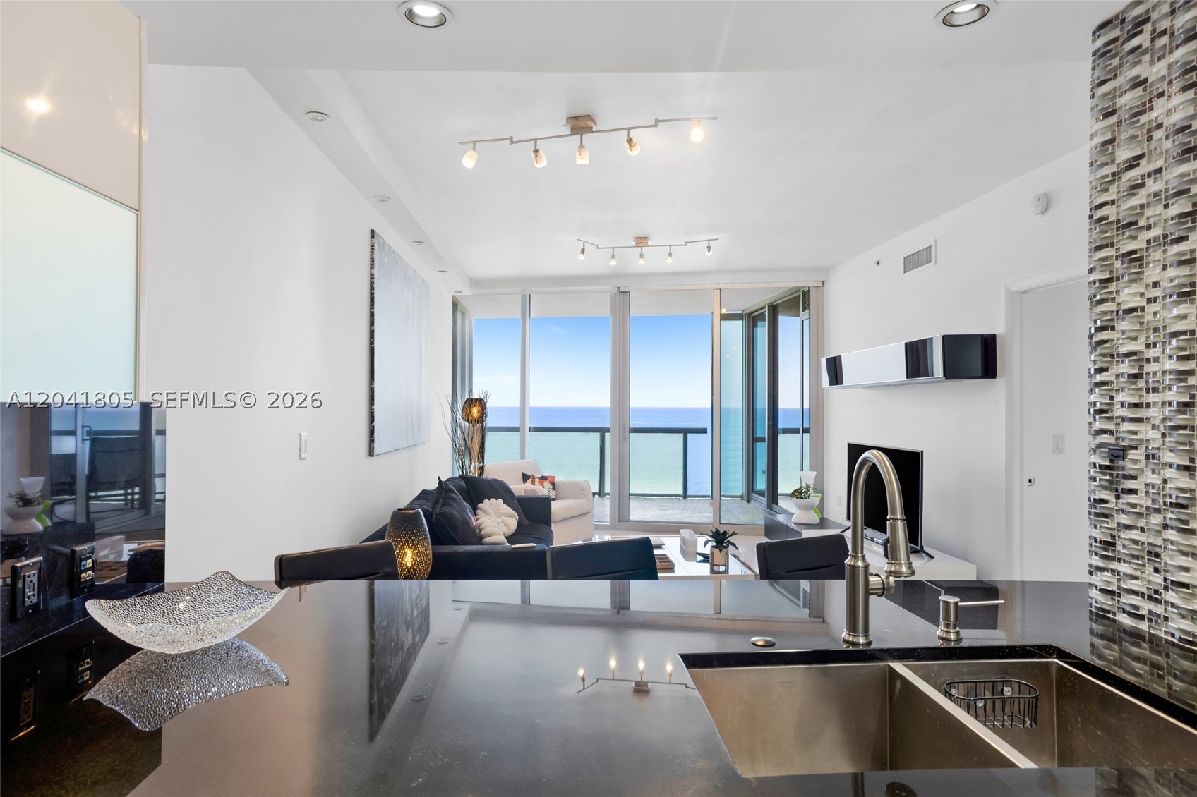 17121 Collins Ave #1406, Sunny Isles Beach FL 33160