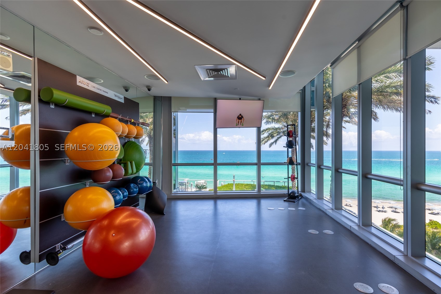 17121 Collins Ave #1406, Sunny Isles Beach FL 33160