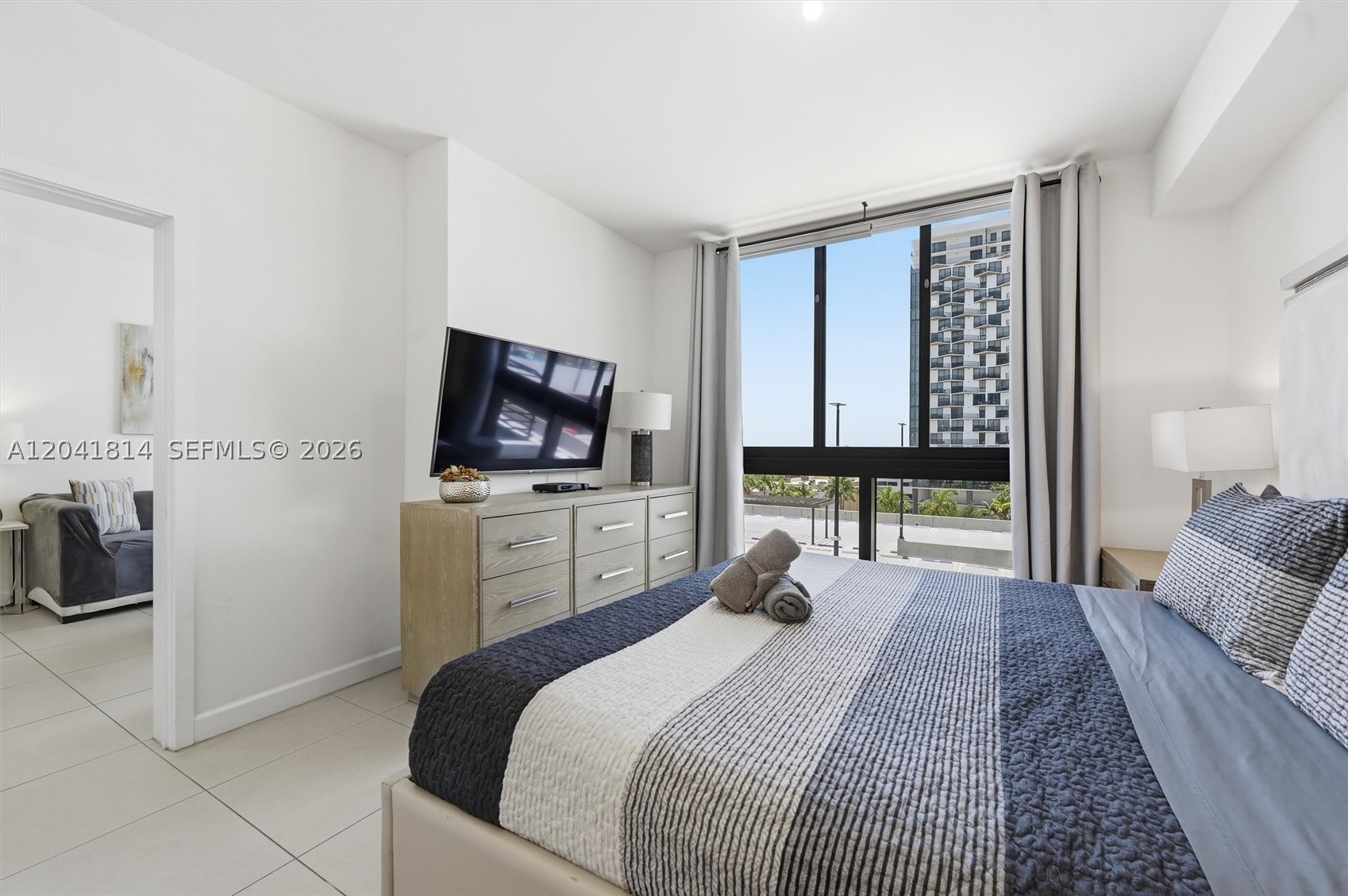 5350 NW 84th Ave #504, Doral FL 33166