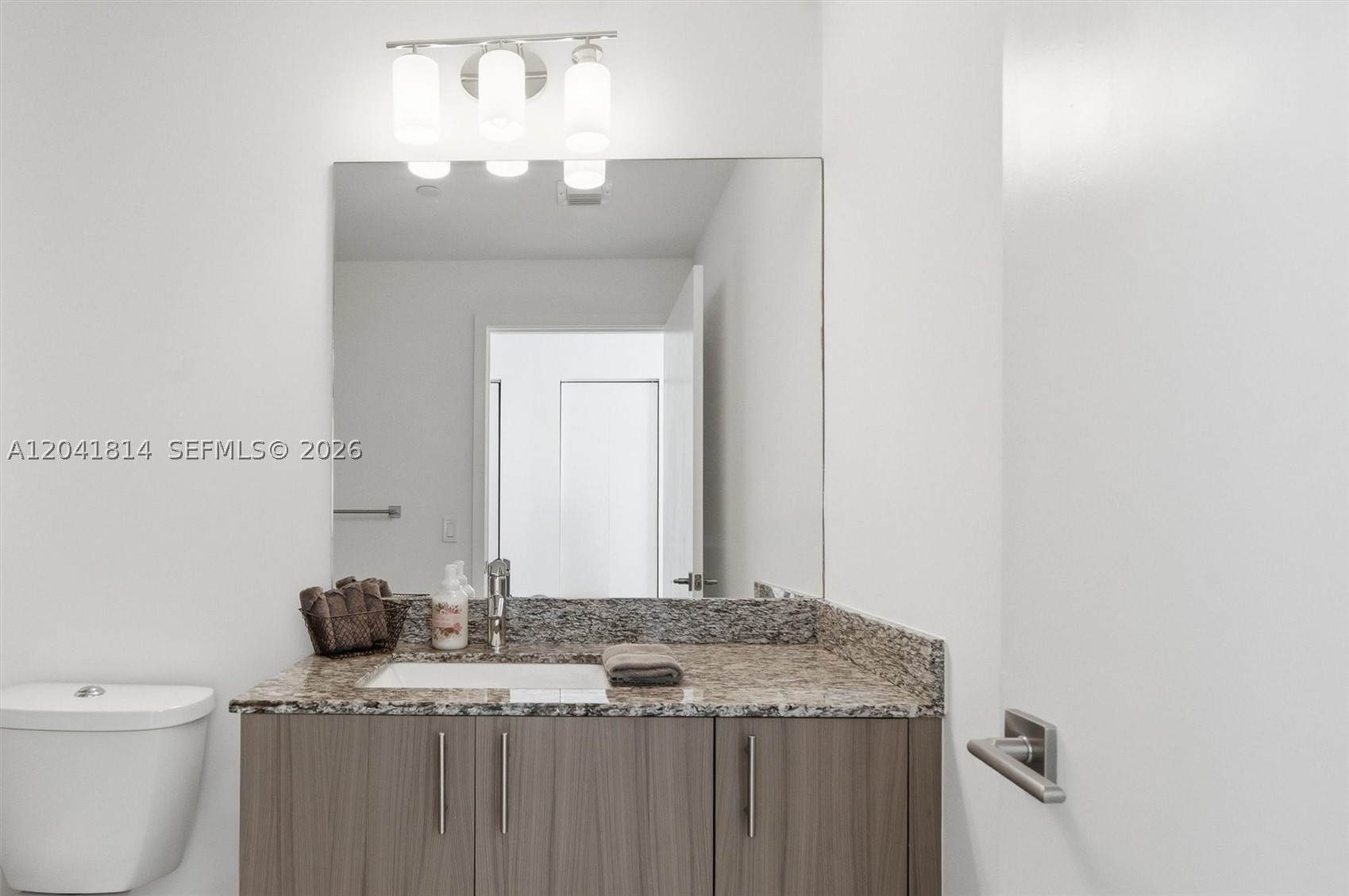 5350 NW 84th Ave #504, Doral FL 33166