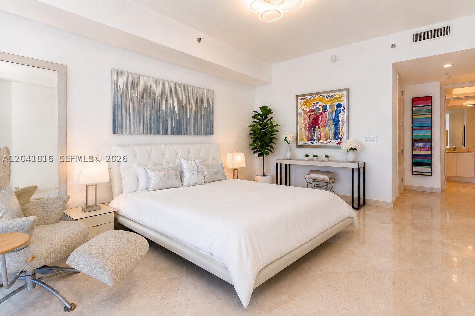 100 S Pointe Dr #1507, Miami Beach FL 33139