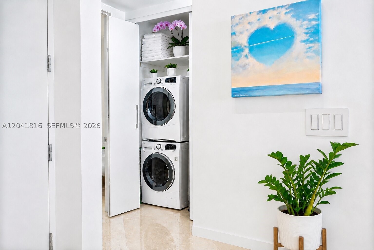 100 S Pointe Dr #1507, Miami Beach FL 33139