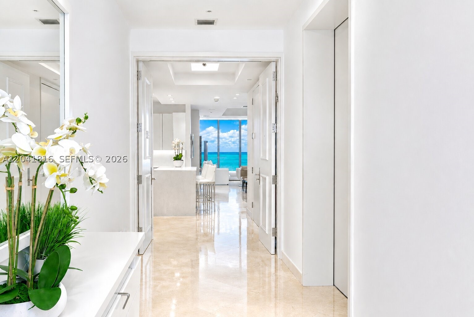 100 S Pointe Dr #1507, Miami Beach FL 33139