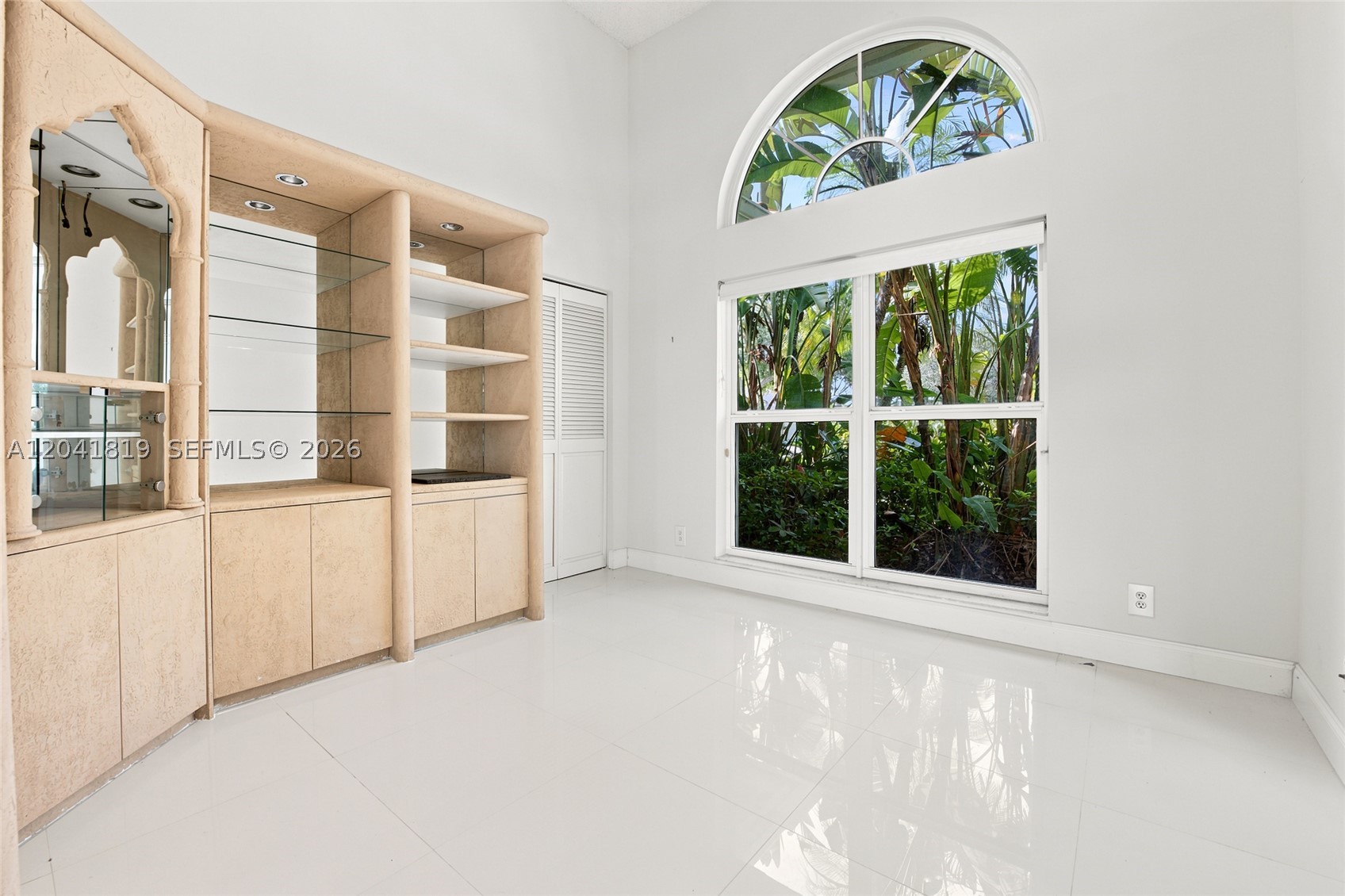 12388 Classic Dr, Coral Springs FL 33071