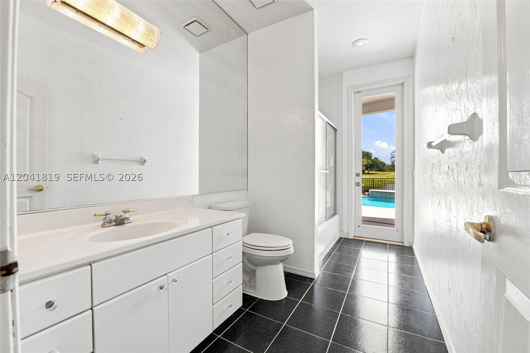 12388 Classic Dr, Coral Springs FL 33071
