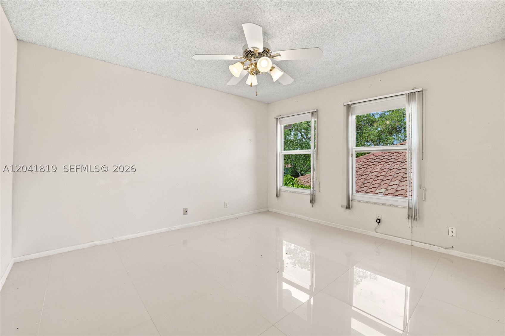 12388 Classic Dr, Coral Springs FL 33071