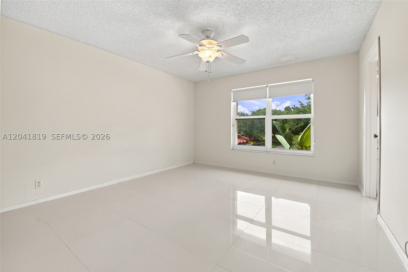 12388 Classic Dr, Coral Springs FL 33071