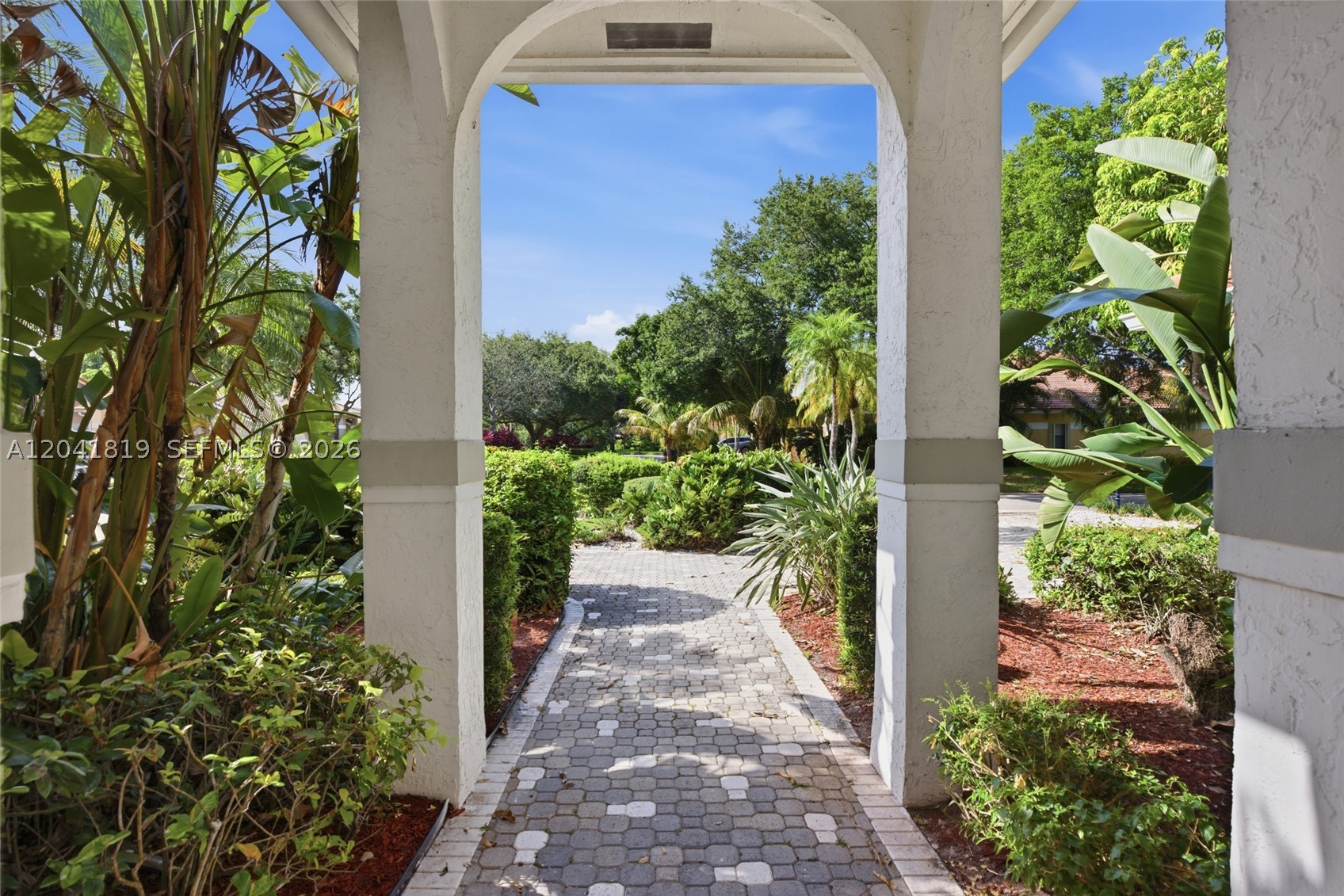 12388 Classic Dr, Coral Springs FL 33071