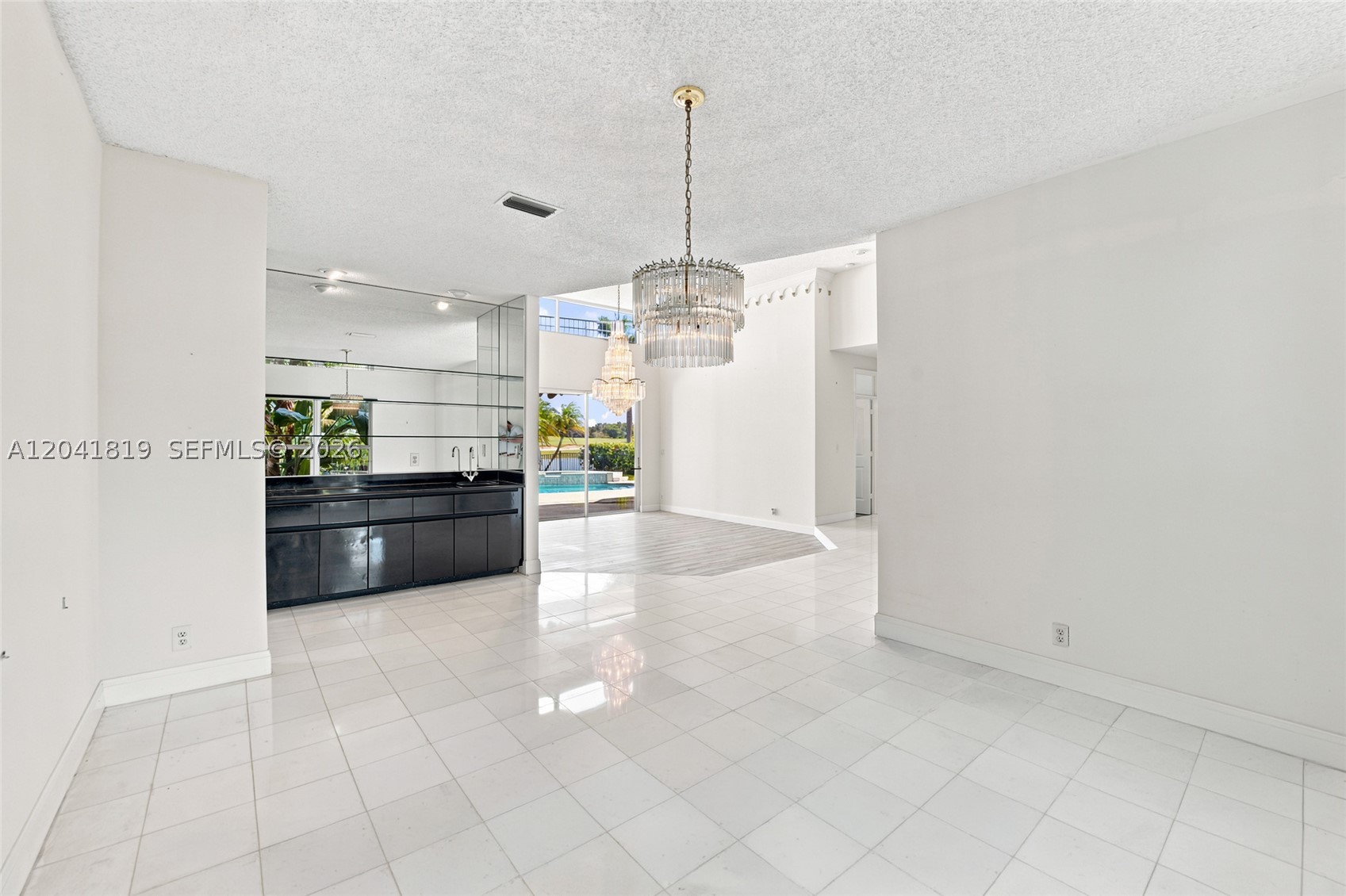 12388 Classic Dr, Coral Springs FL 33071