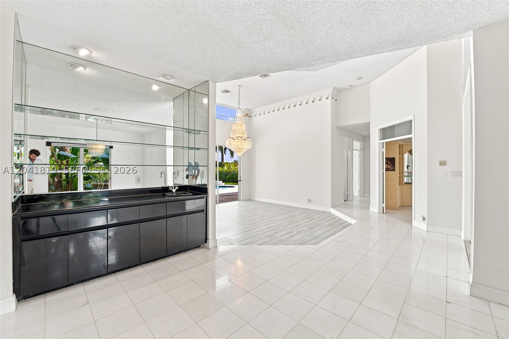 12388 Classic Dr, Coral Springs FL 33071