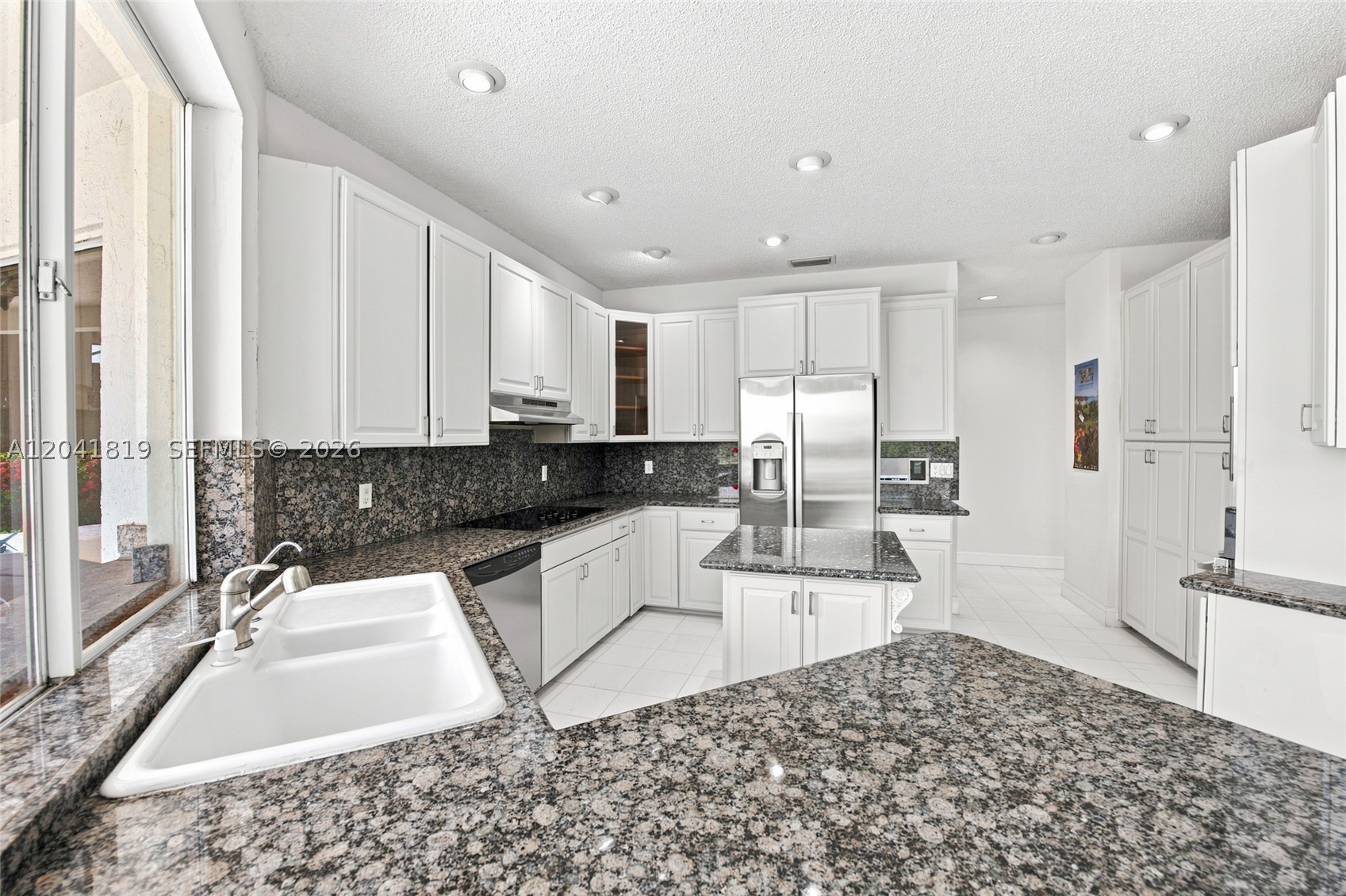 12388 Classic Dr, Coral Springs FL 33071