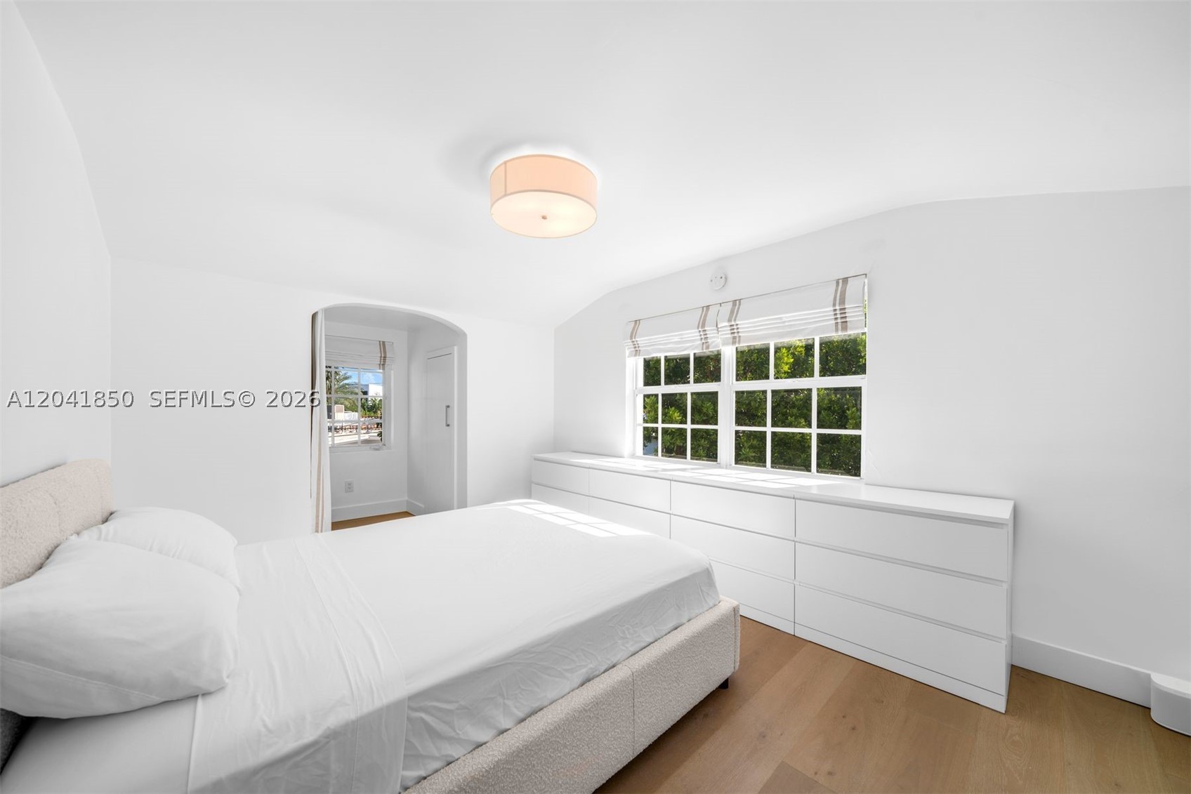 939 W 47th Ct, Miami Beach FL 33140