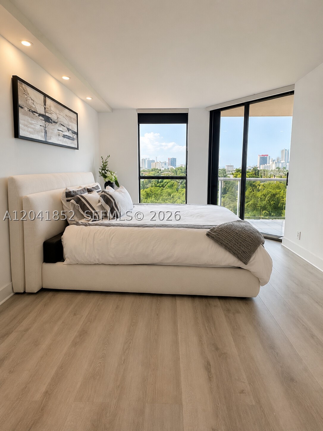 3640 Yacht Club Dr #502, Aventura FL 33180