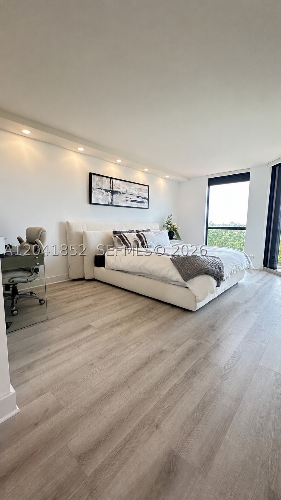 3640 Yacht Club Dr #502, Aventura FL 33180