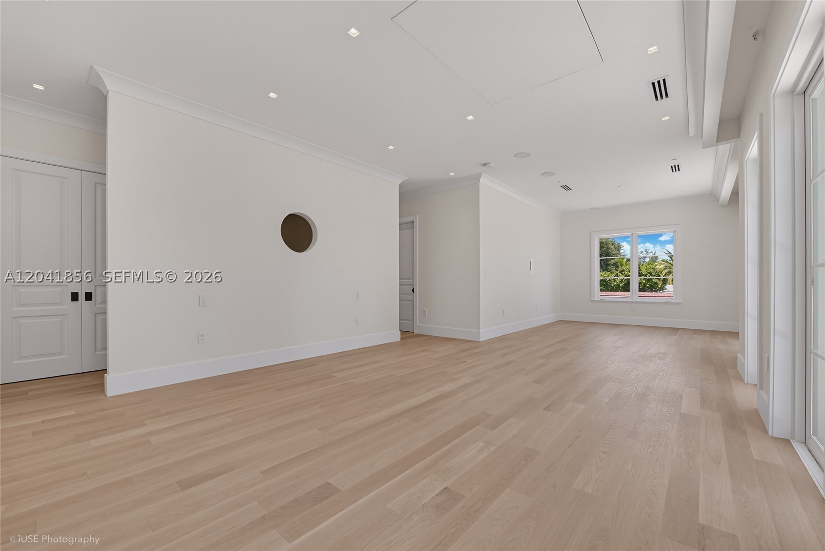 1241 Mariola Ct, Coral Gables FL 33134