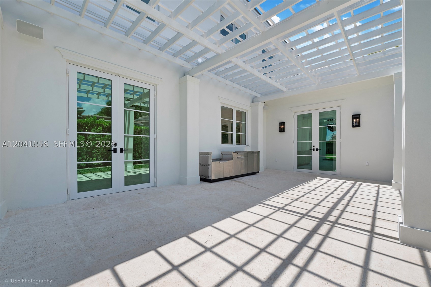 1241 Mariola Ct, Coral Gables FL 33134