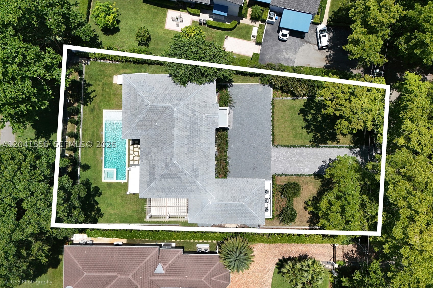 1241 Mariola Ct, Coral Gables FL 33134