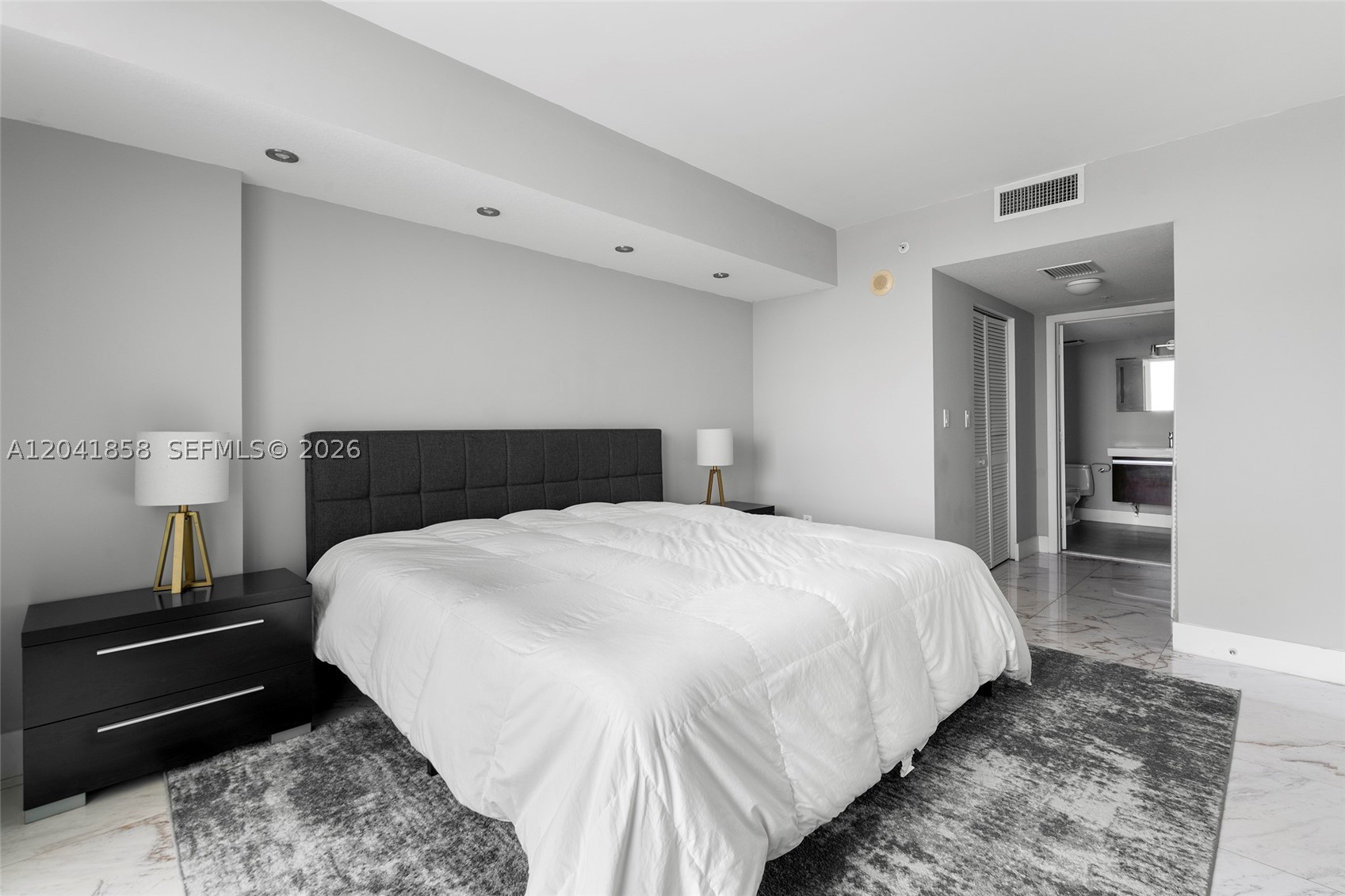 1800 N Bayshore Dr #1806, Miami FL 33132