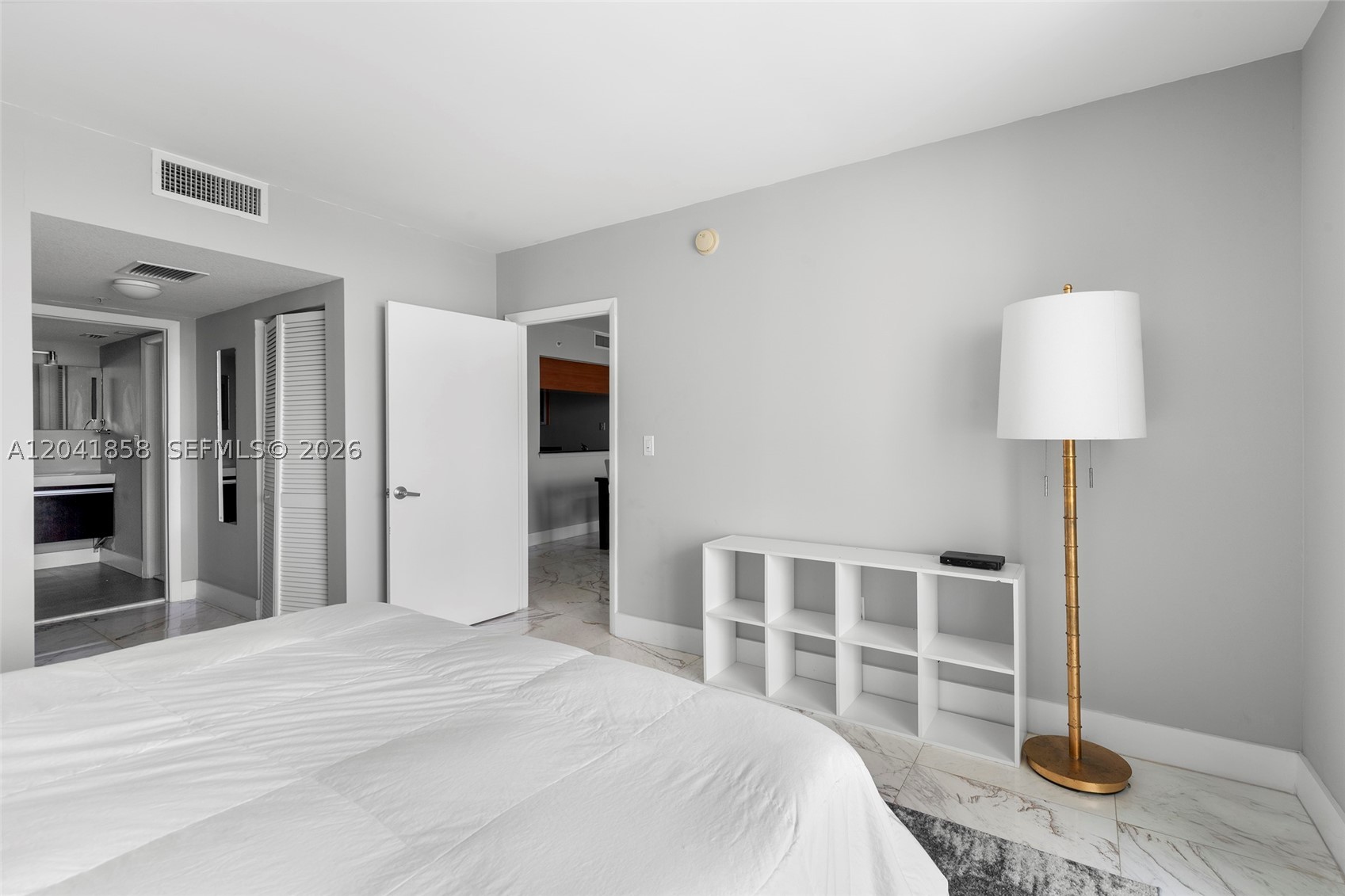 1800 N Bayshore Dr #1806, Miami FL 33132
