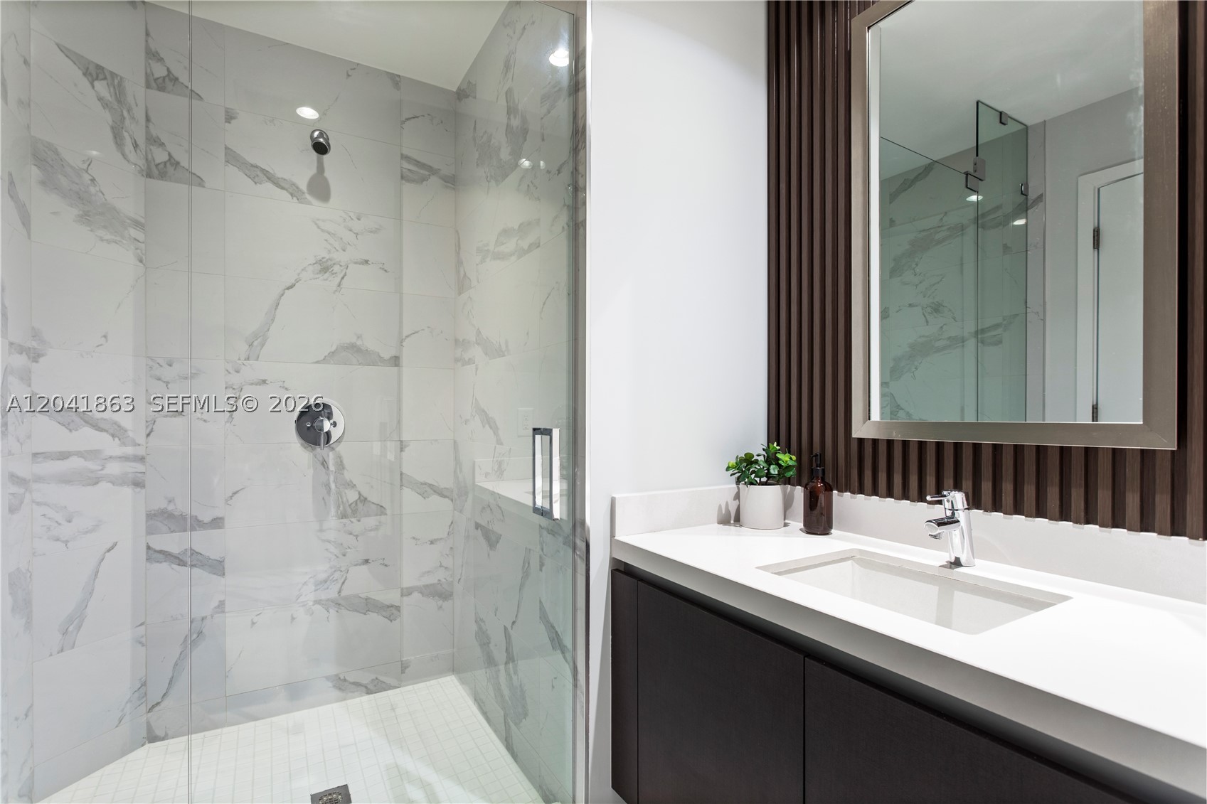 851 NE 1st Ave #3900, Miami FL 33132