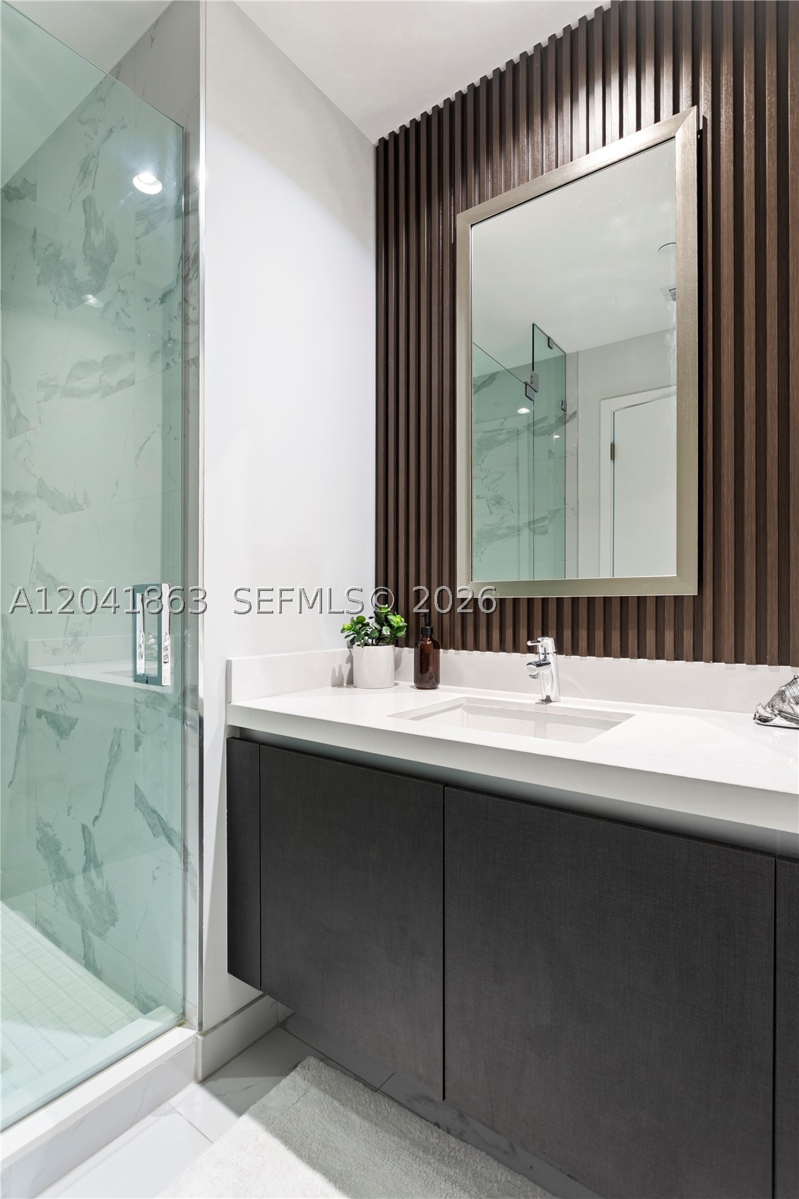 851 NE 1st Ave #3900, Miami FL 33132