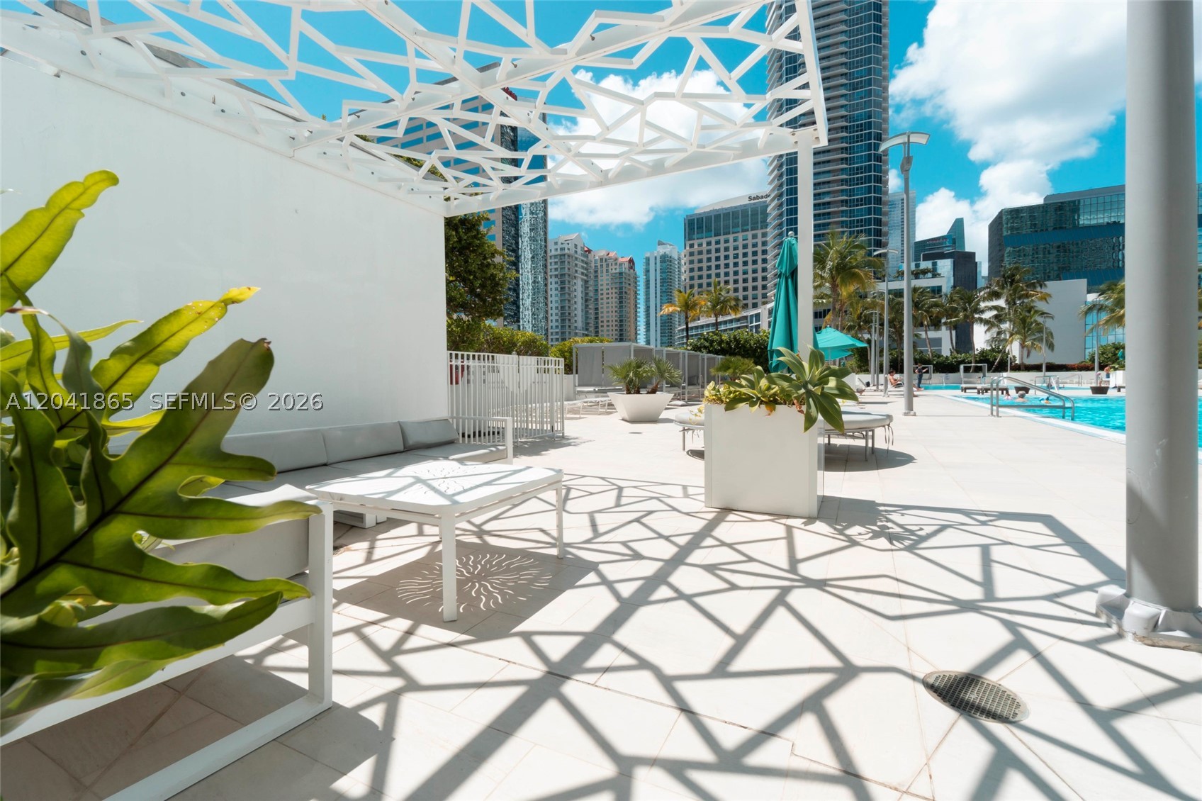 950 Brickell Bay Dr #5608, Miami FL 33131