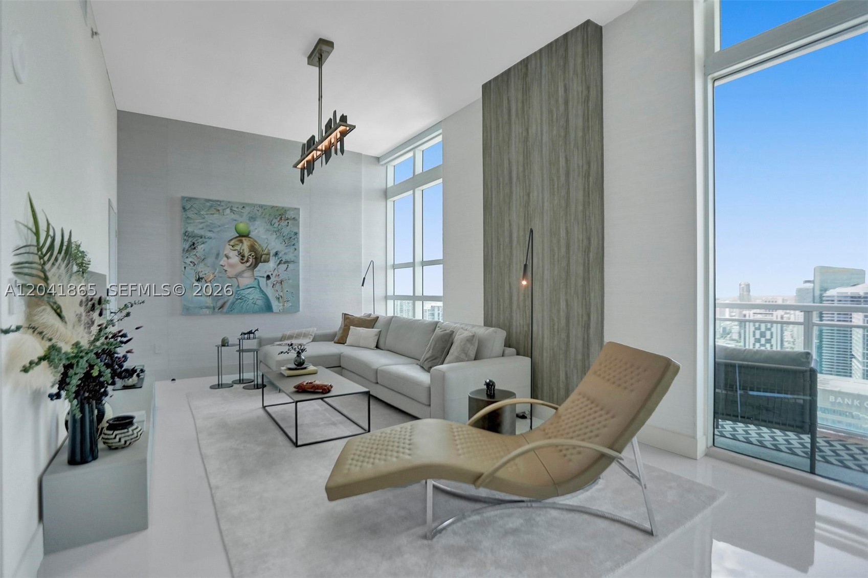 950 Brickell Bay Dr #5608, Miami FL 33131