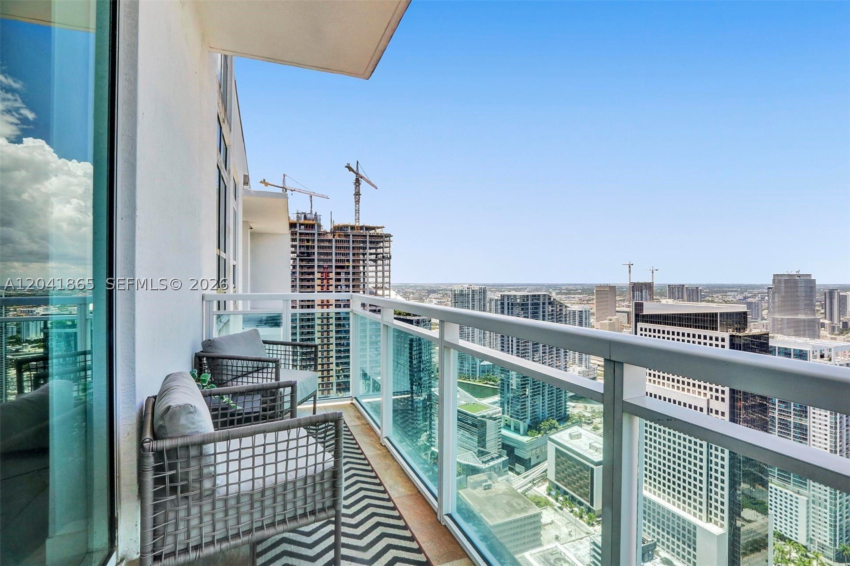 950 Brickell Bay Dr #5608, Miami FL 33131