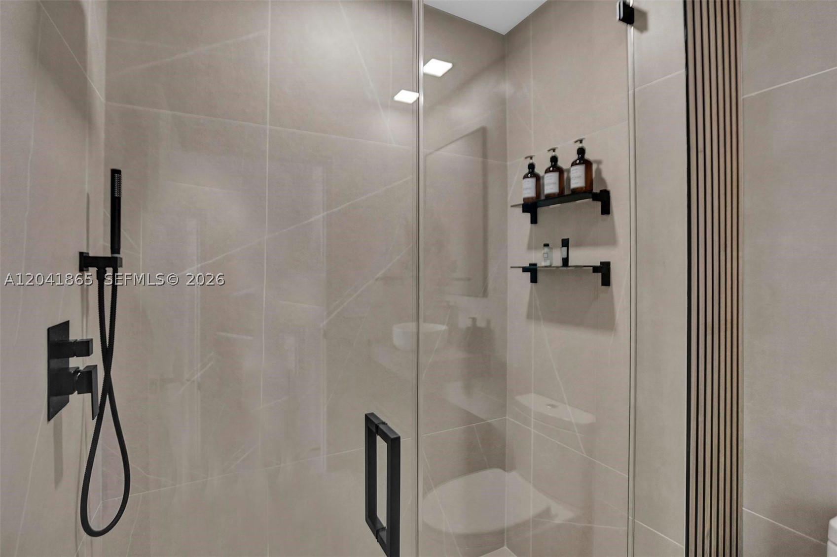 950 Brickell Bay Dr #5608, Miami FL 33131