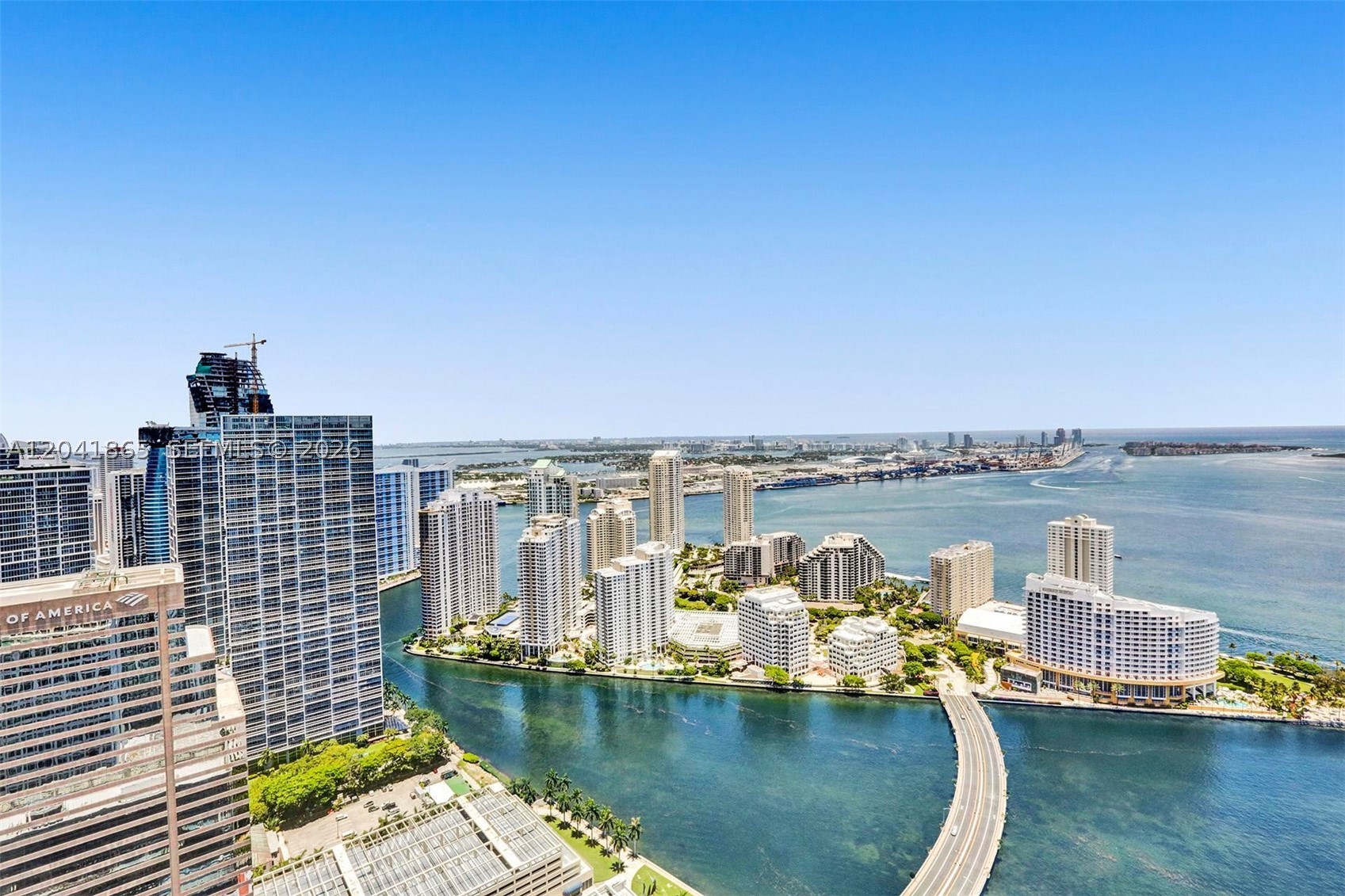 950 Brickell Bay Dr #5608, Miami FL 33131