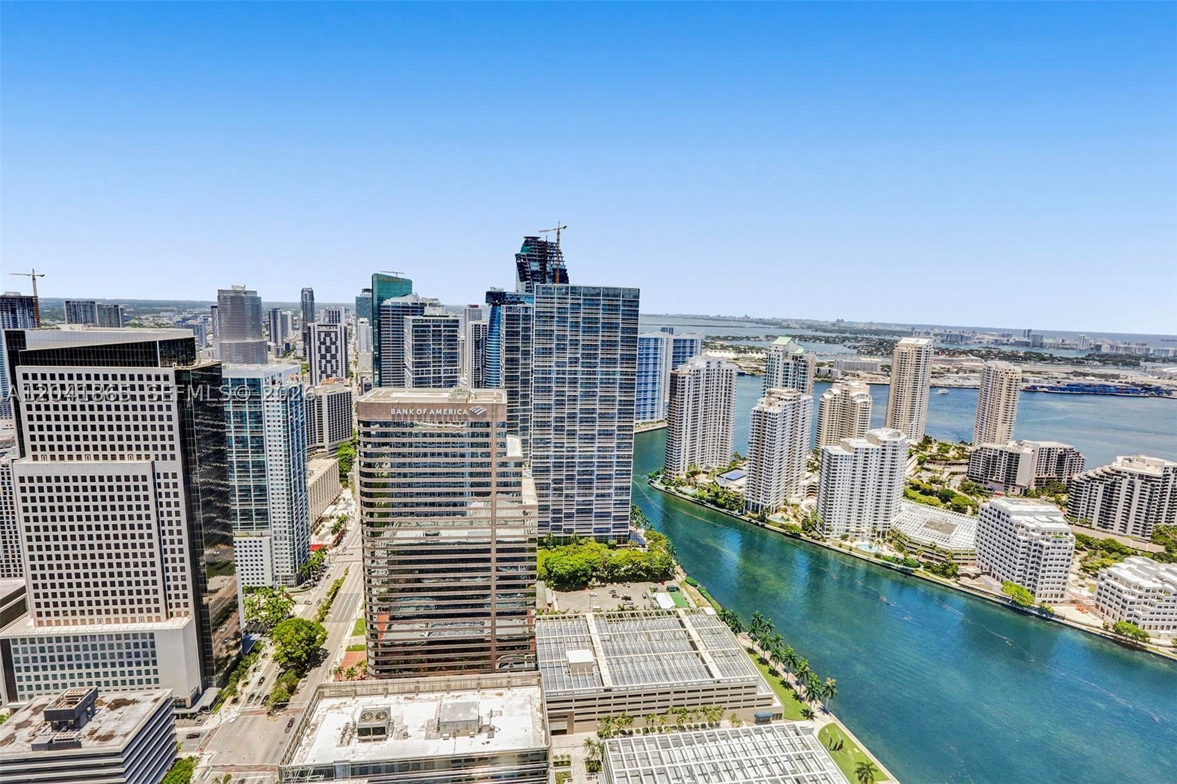 950 Brickell Bay Dr #5608, Miami FL 33131