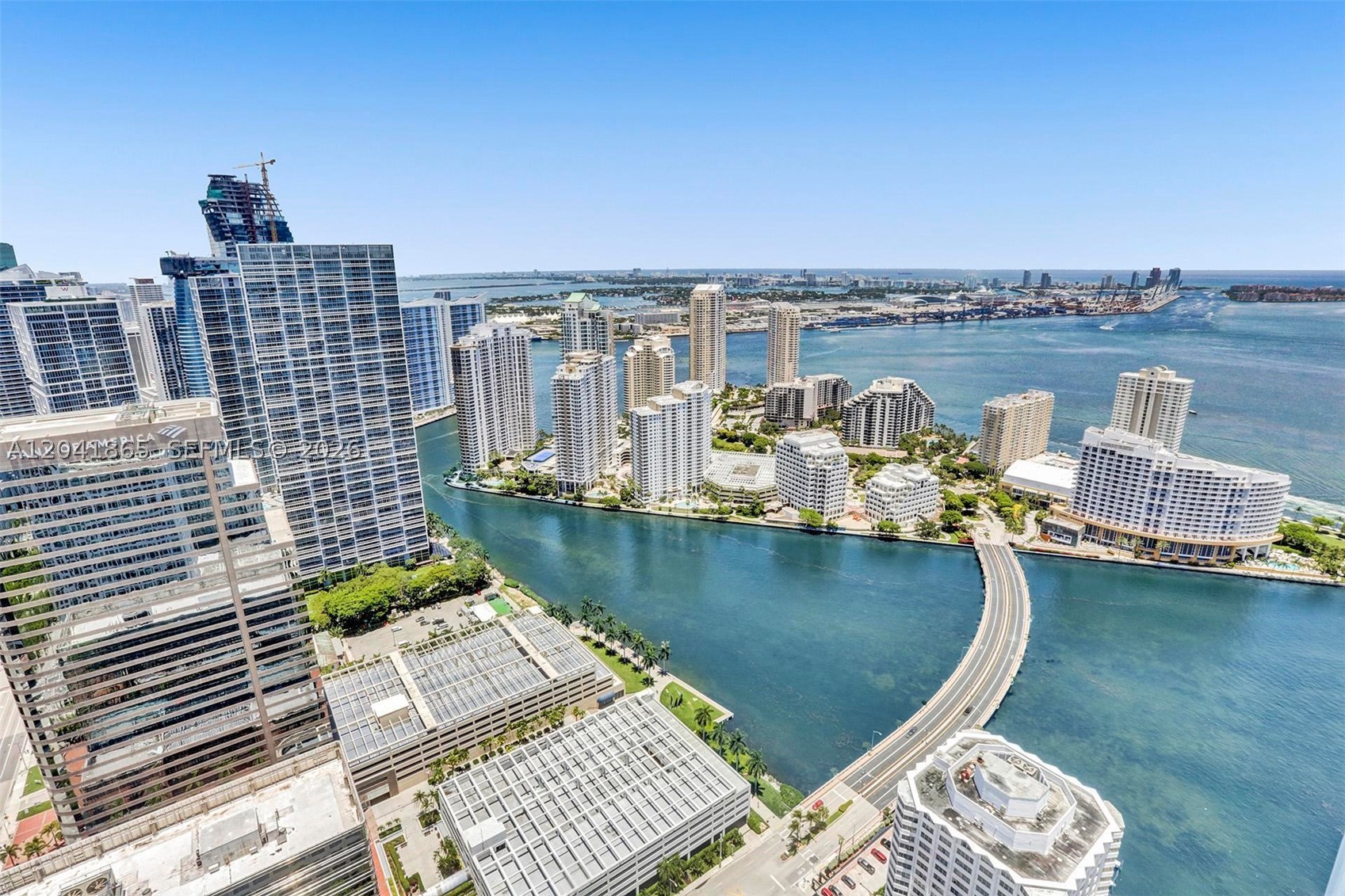 950 Brickell Bay Dr #5608, Miami FL 33131