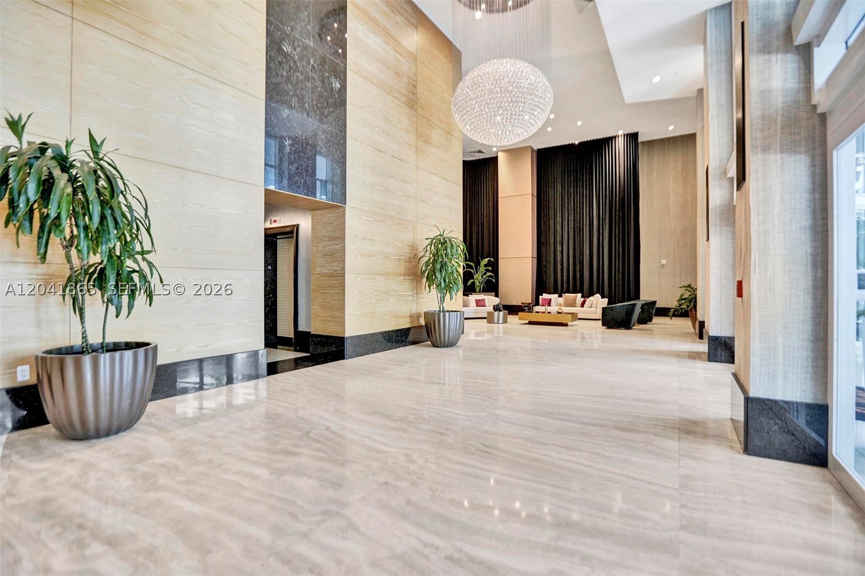 950 Brickell Bay Dr #5608, Miami FL 33131