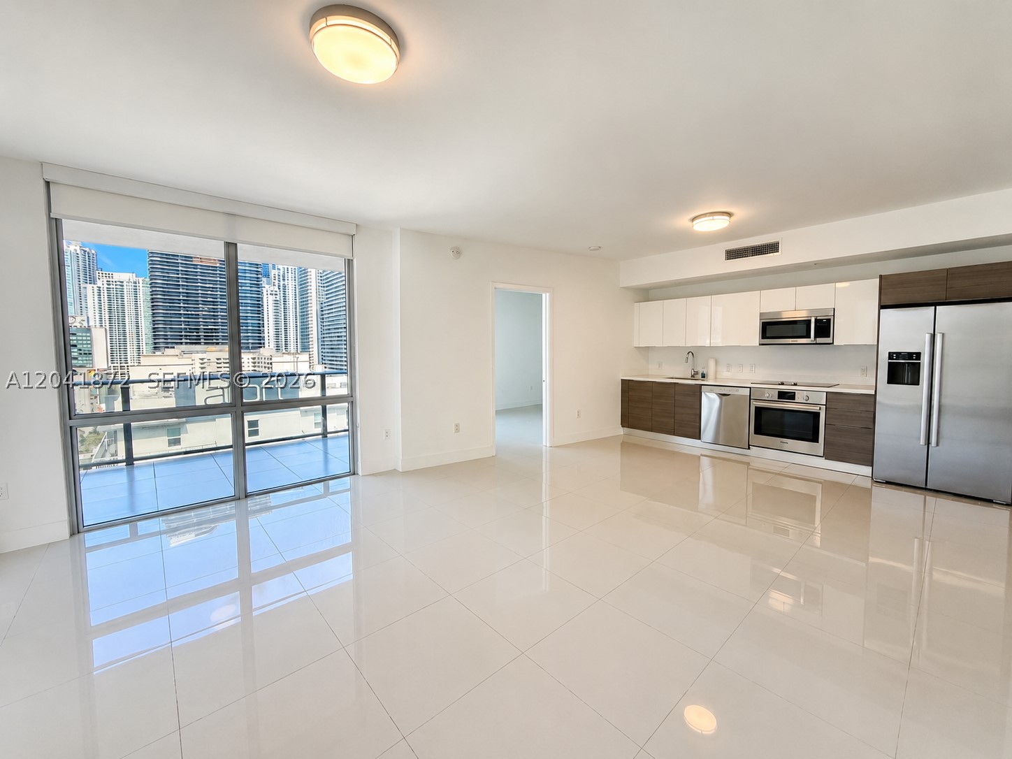 1010 SW 2nd Ave #1504, Miami FL 33130