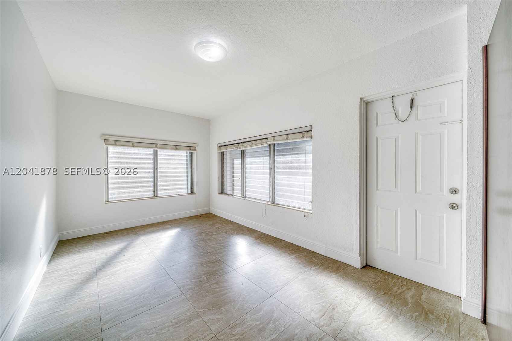 4136 SW 14th St #4136, Miami FL 33134