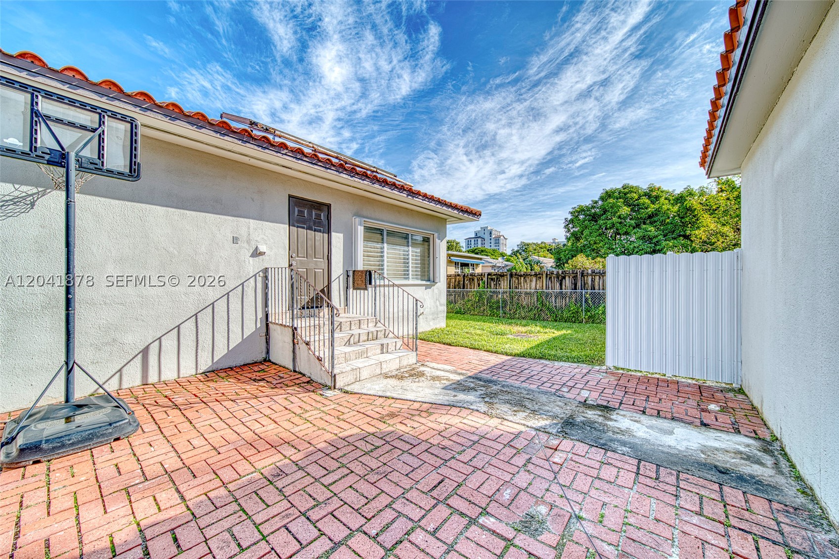 4136 SW 14th St #4136, Miami FL 33134
