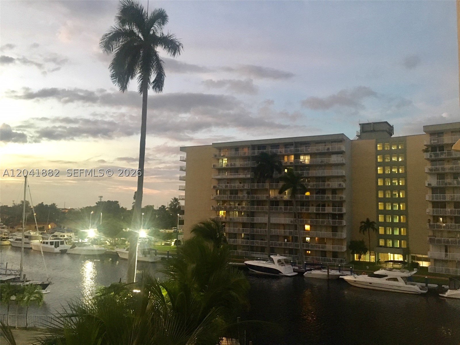2475 NW 16th Street Rd #418, Miami FL 33125