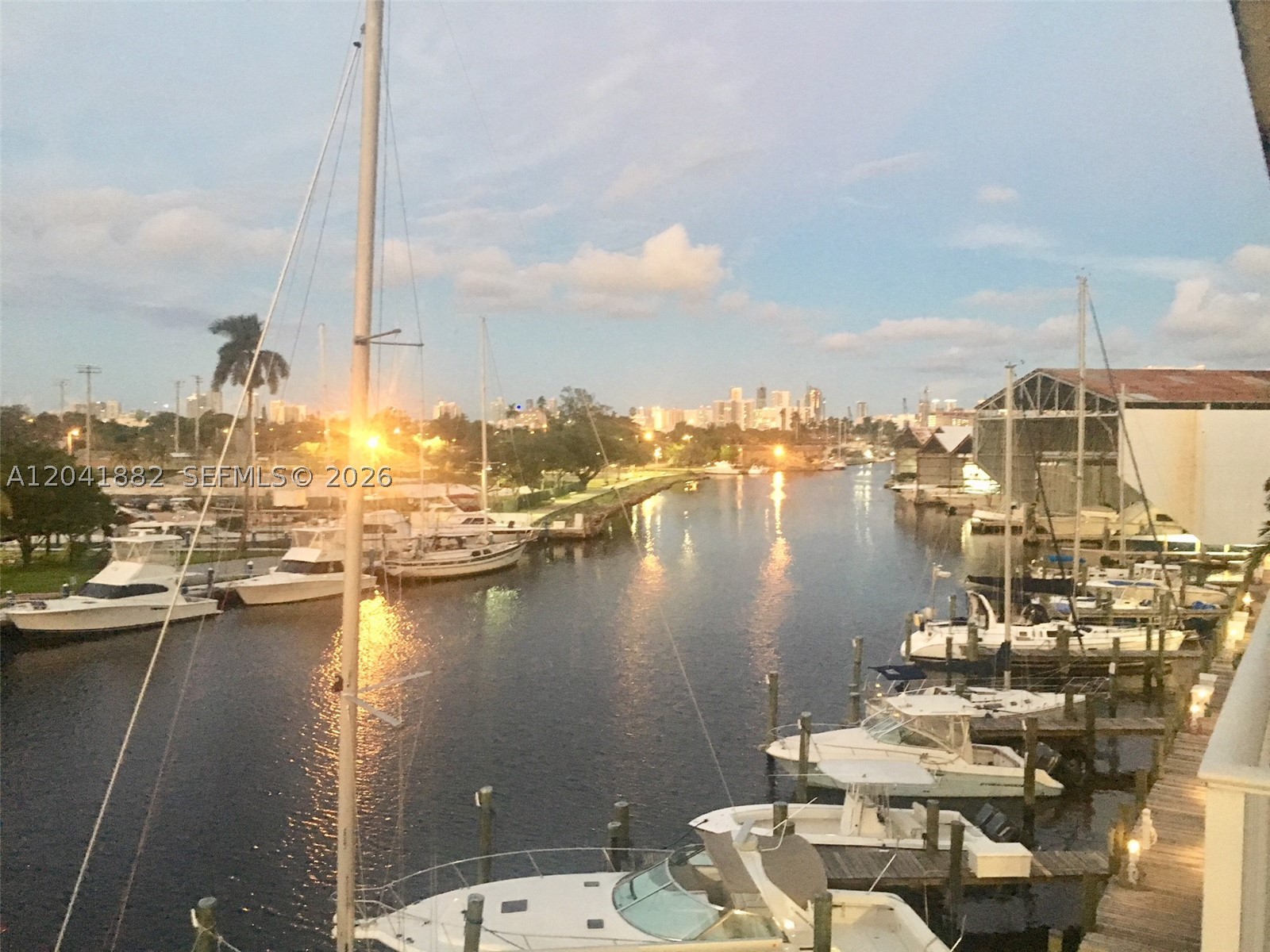 2475 NW 16th Street Rd #418, Miami FL 33125