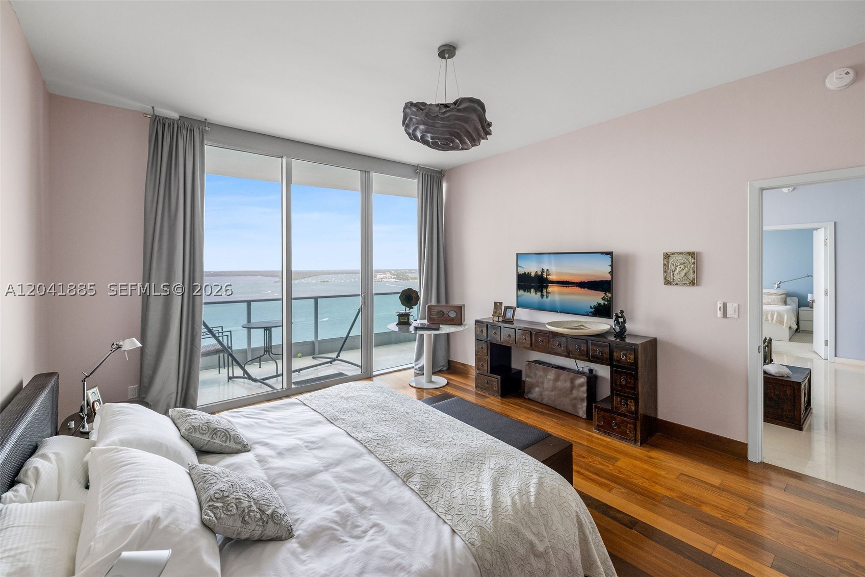 1331 Brickell Bay Dr #2909, Miami FL 33131