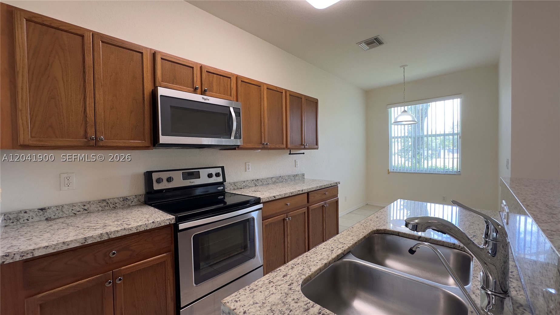 3042 Grandiflora Dr, Green Acres FL 33467