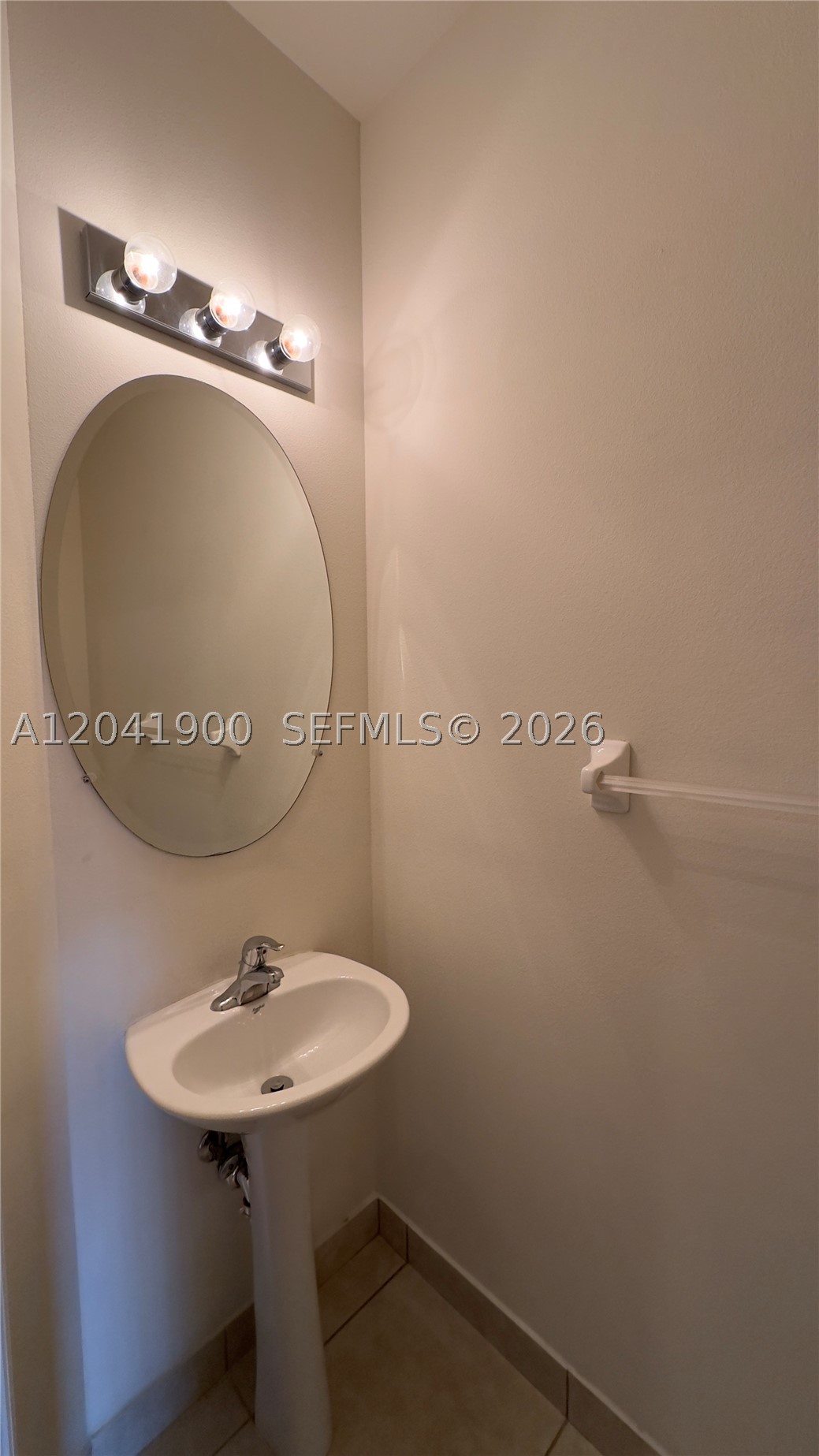3042 Grandiflora Dr, Green Acres FL 33467