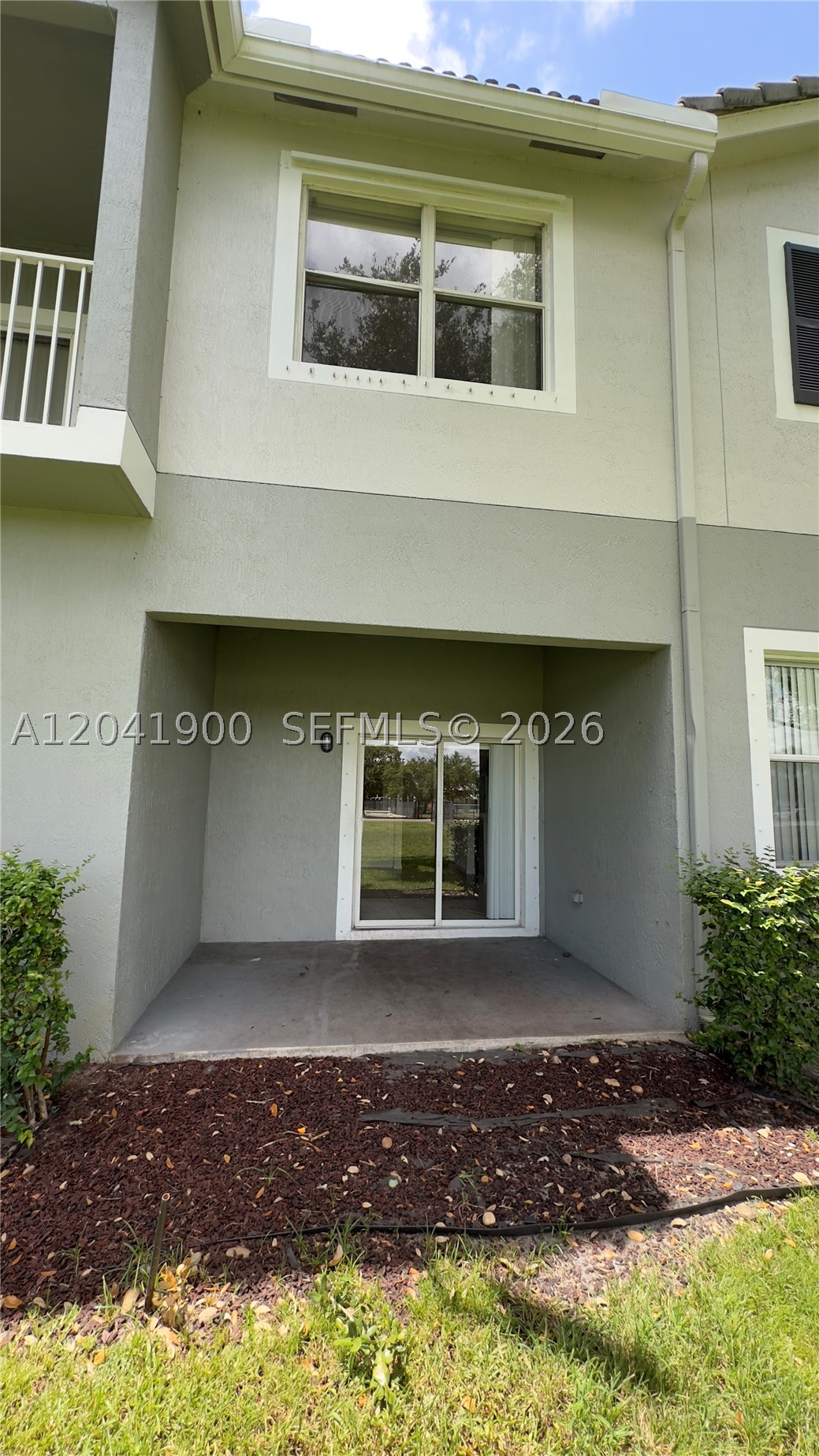 3042 Grandiflora Dr, Green Acres FL 33467
